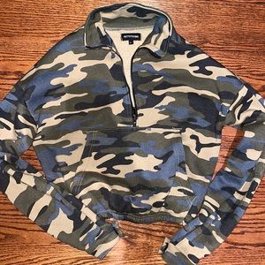 Camo sweatshirt